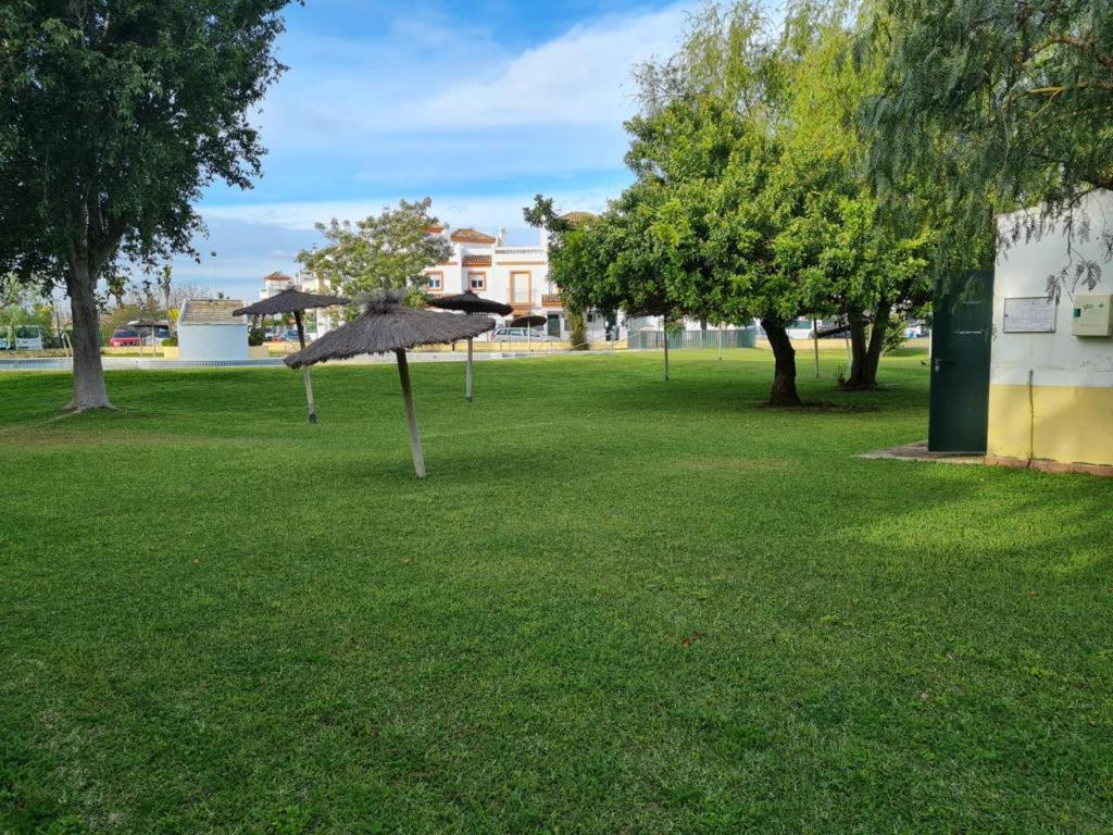 Apartamento Aparta Club La Barrosa Chiclana de la Frontera Exterior foto